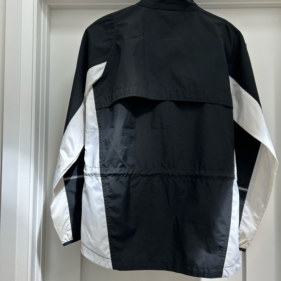 New Balance Running Jacket - Picture 2 of 2